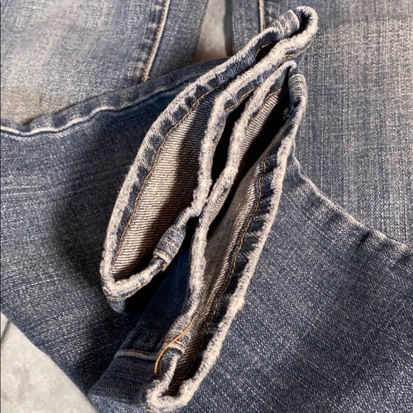 American Eagle Distressed Stretch Skinny Jeans - Picture 16 of 16